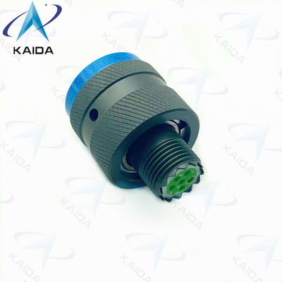 品質  Versatile MIL-DTL-38999 Series 1 D38999 Series Connectors Cadmium 6 Male Pins 工場