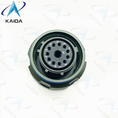 MIL-DTL-38999シリーズ3のコネクタを持つ軍事航空宇宙システム