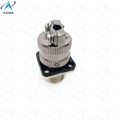 部品番号 Y8D-4ZKBL 直のクランプバックシェルを持つ容器 温度範囲 -55Cから125C 最高性能