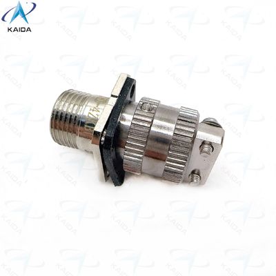 部品番号 Y8D-4ZKBL 直のクランプバックシェルを持つ容器 温度範囲 -55Cから125C 最高性能