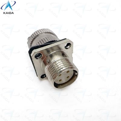 部品番号 Y8D-4ZKBL 直のクランプバックシェルを持つ容器 温度範囲 -55Cから125C 最高性能